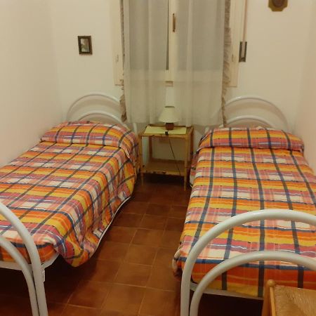 Faro 23 Apartment Lido delle Nazioni Luaran gambar