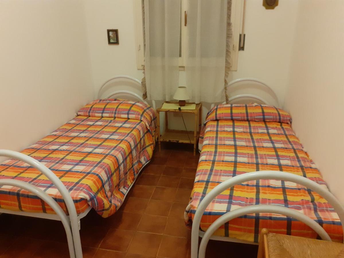 Faro 23 Apartment Lido delle Nazioni Luaran gambar