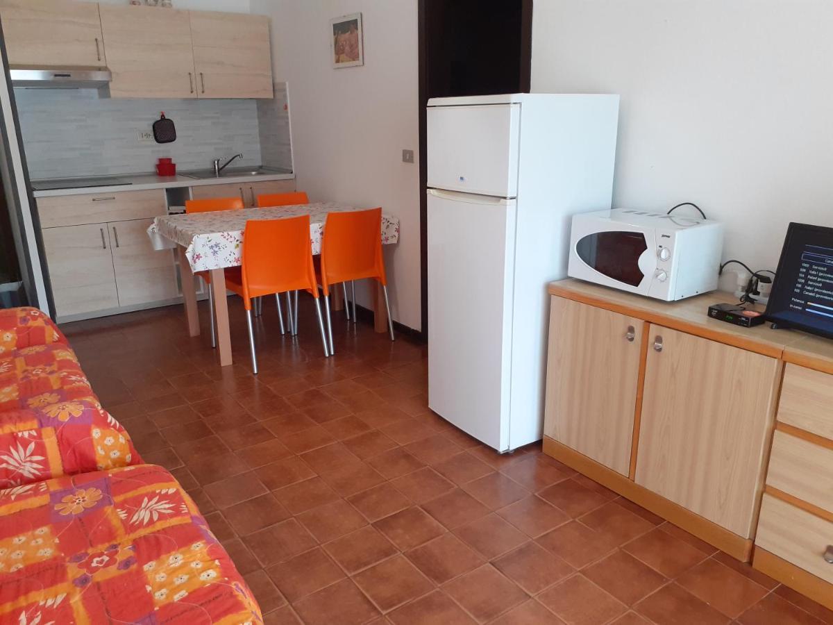 Faro 23 Apartment Lido delle Nazioni Luaran gambar