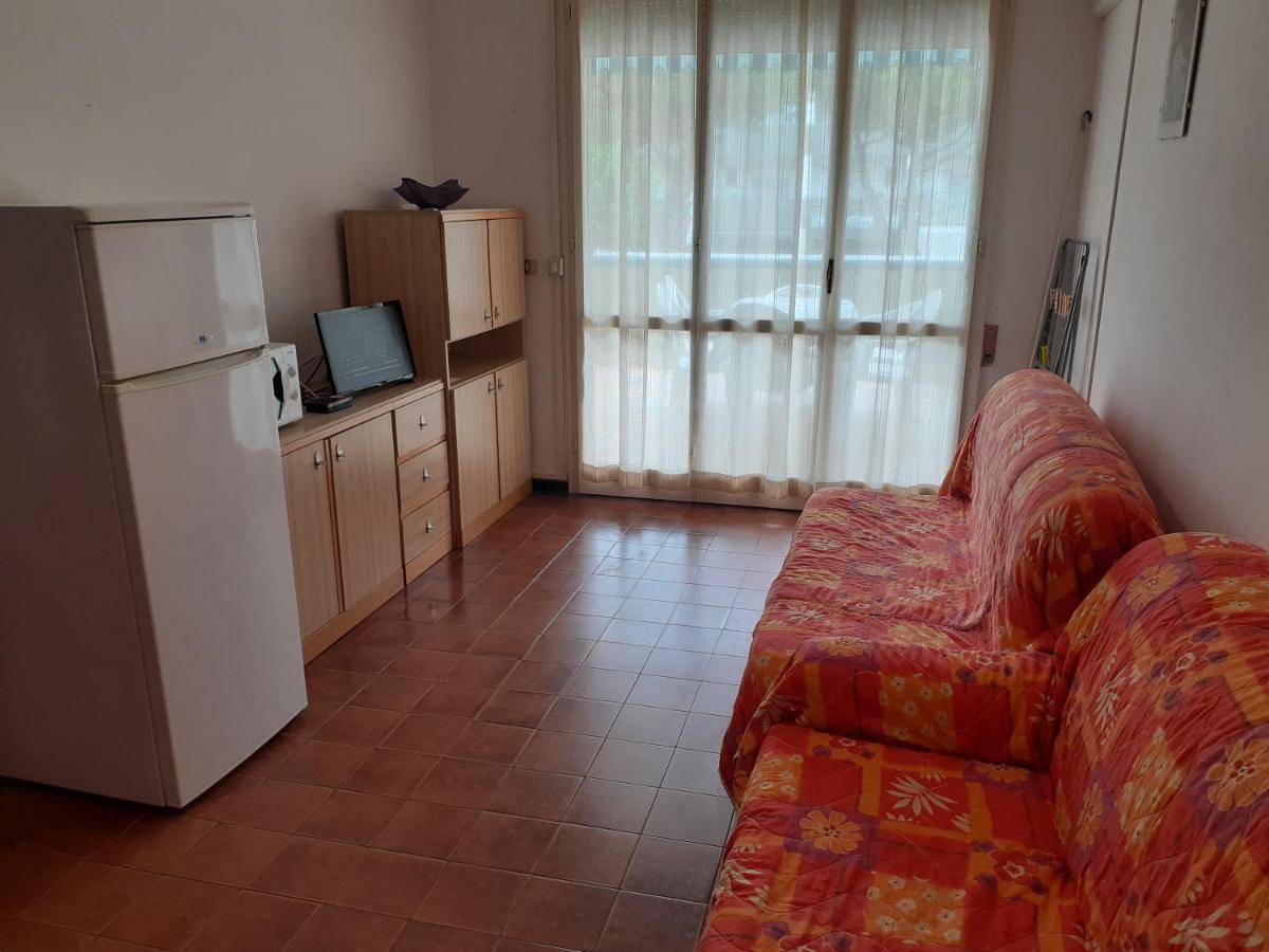 Faro 23 Apartment Lido delle Nazioni Luaran gambar
