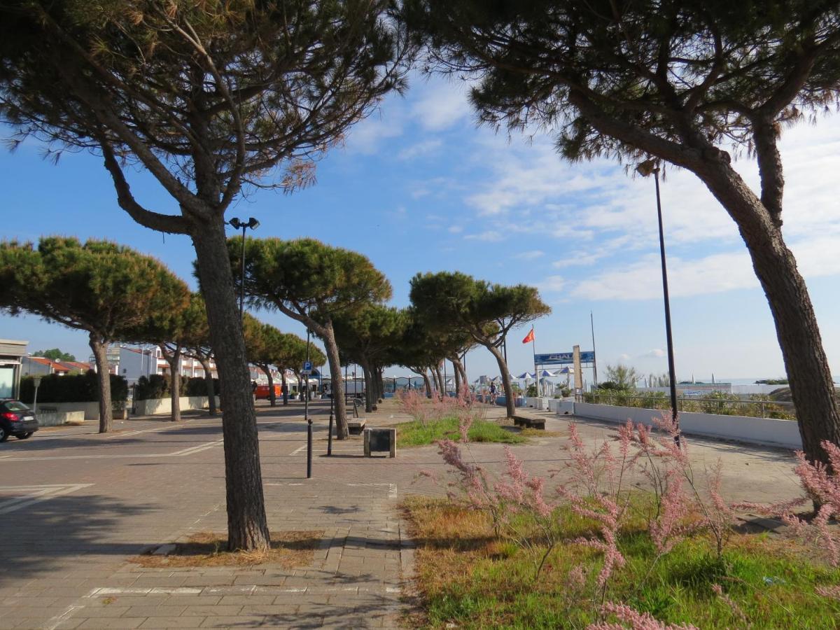 Faro 23 Apartment Lido delle Nazioni Luaran gambar